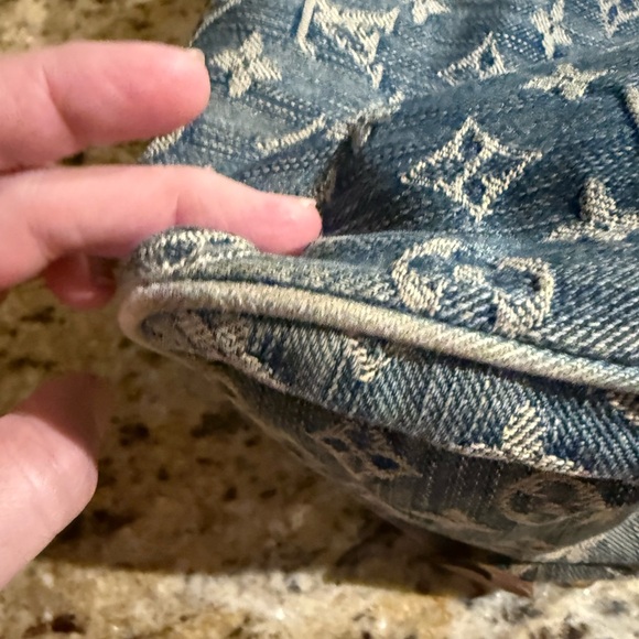 Louis Vuitton Blue and Brown Shoulder Bag with Monogram - Picture 8 of 16